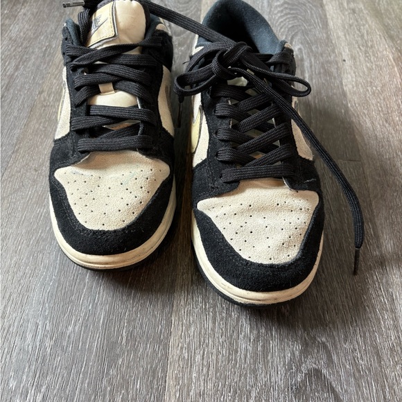 Nike Dunks - Picture 2 of 2